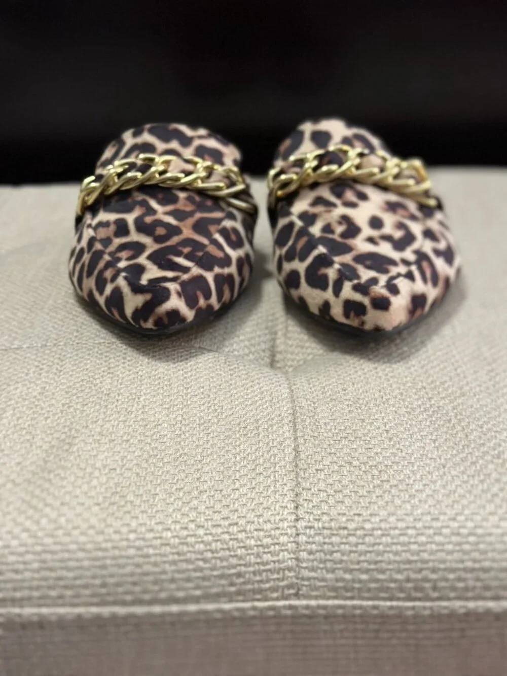 Steve Madden, Faine Leopard Velvet, Size 7 Mules - Picture 2 of 5